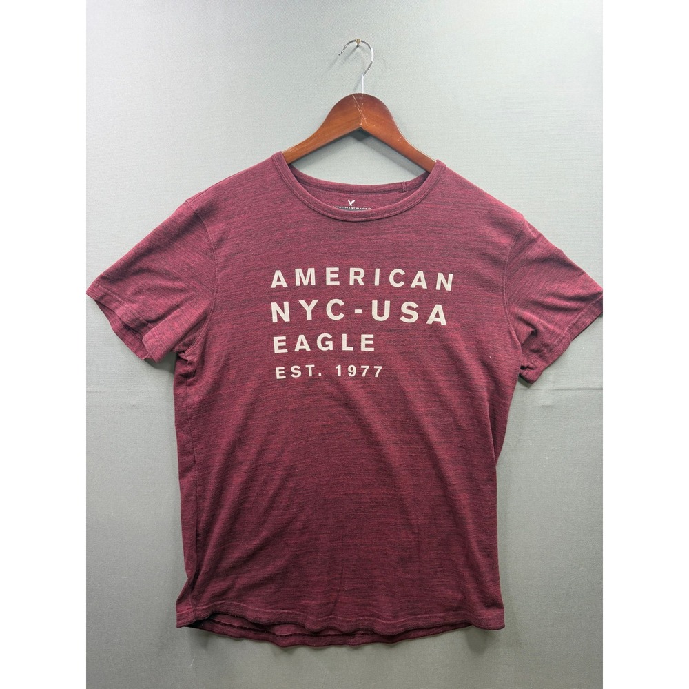 American Eagle T-Shirt Mens Burgundy Graphic Logo NYC-USA Est 1977 Size M